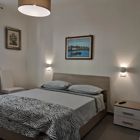 Gallerla Del Corso Tatil Evi